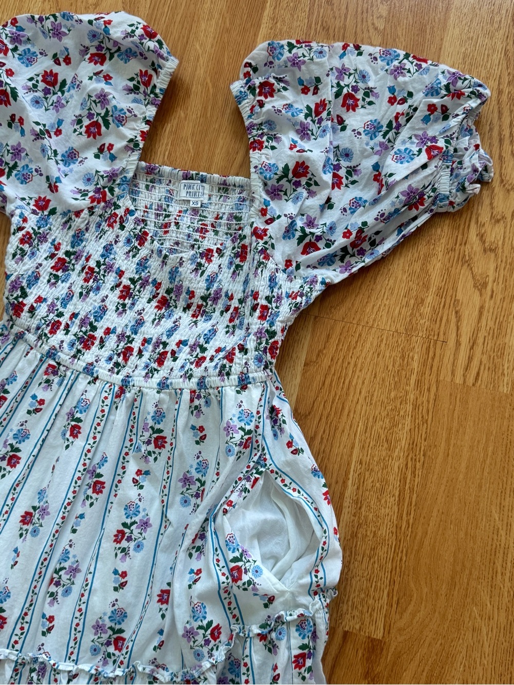 EUC Pink City Prints Smocked Bodice Blue & White Floral Midi Dress w/ pockets XS - Picture 5 of 5